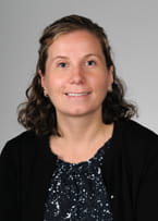 Headshot of Dr. Elizabeth Wallis