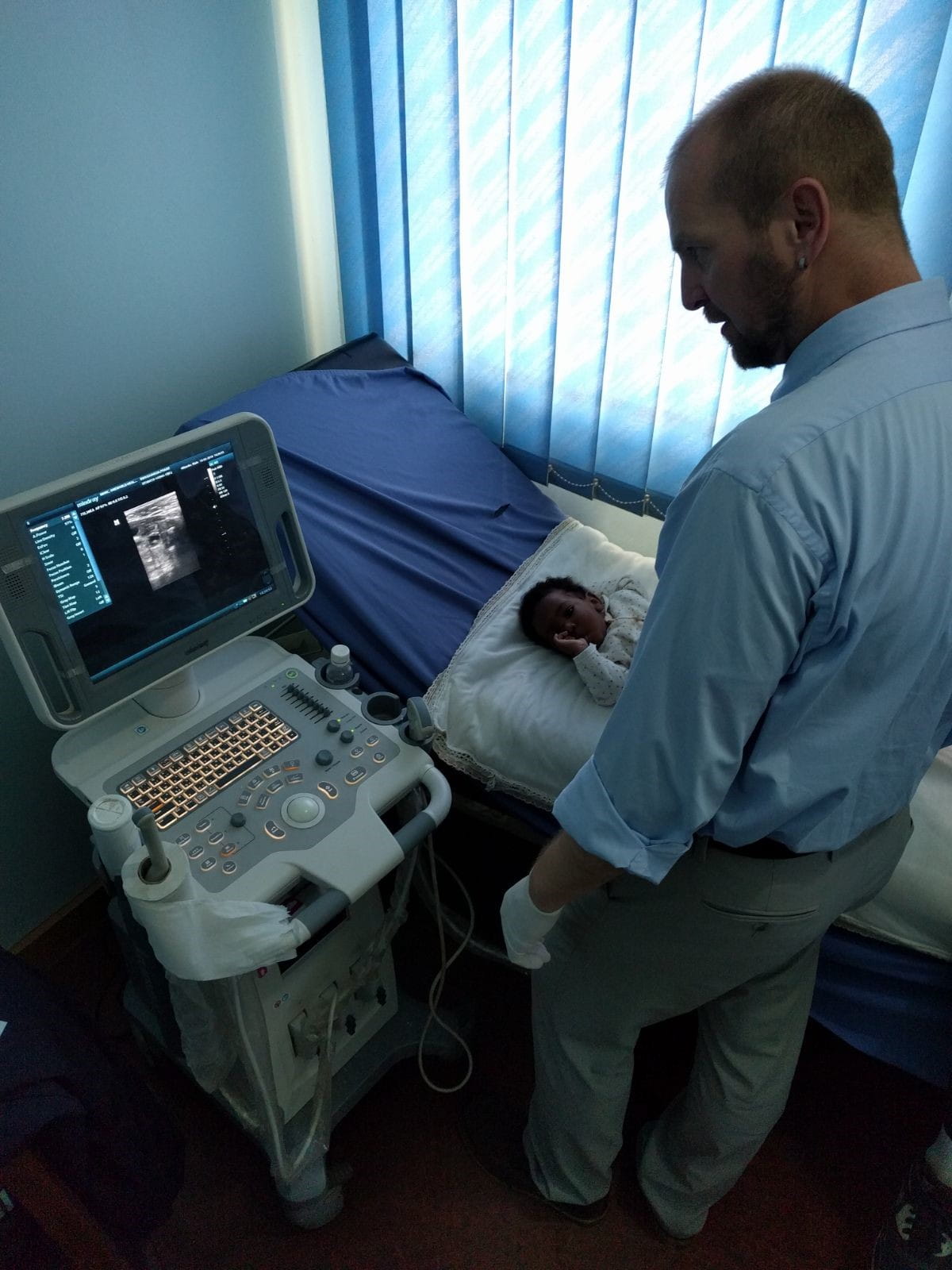 Suranyi Uganda 2018 giving baby ultrasound 