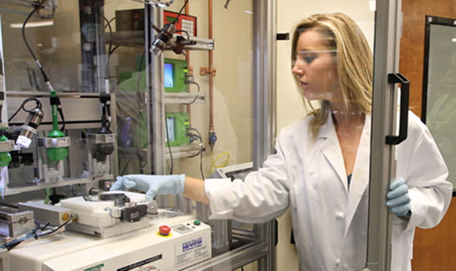 Biomedical engineer Sarah Grace Dennis engineers tissue using the Palmetto Printer
